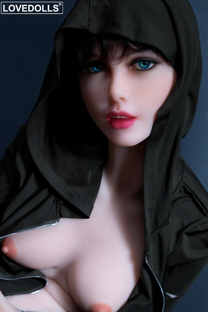 Ivana - Image 7